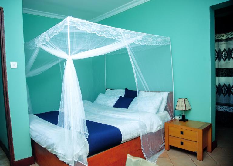 Ngorongoro Villa and Restaurant - Bed and Breakfast Kiratu