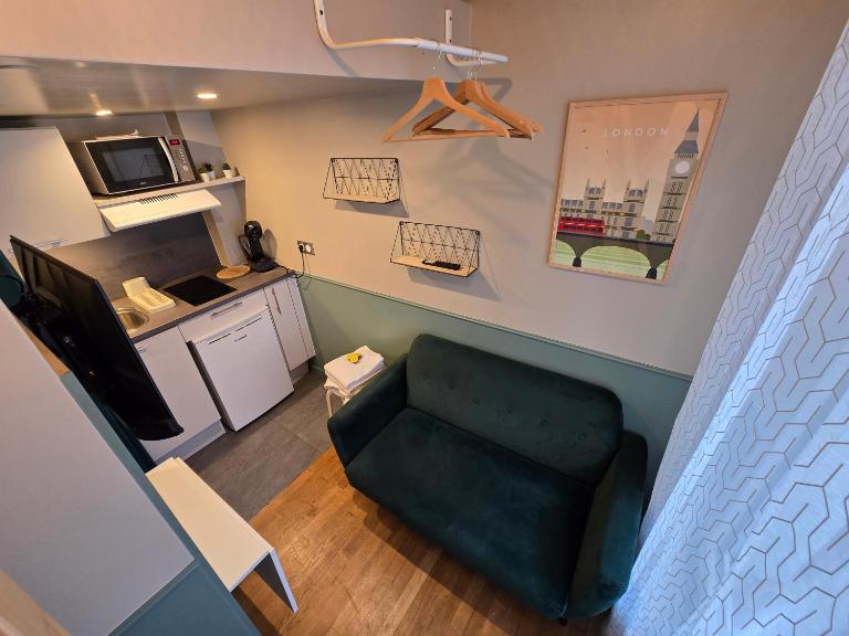 2G- Studio tout équipé avec cuisine proche Paris - Chambres d'hôtes Issy-les-Moulineaux