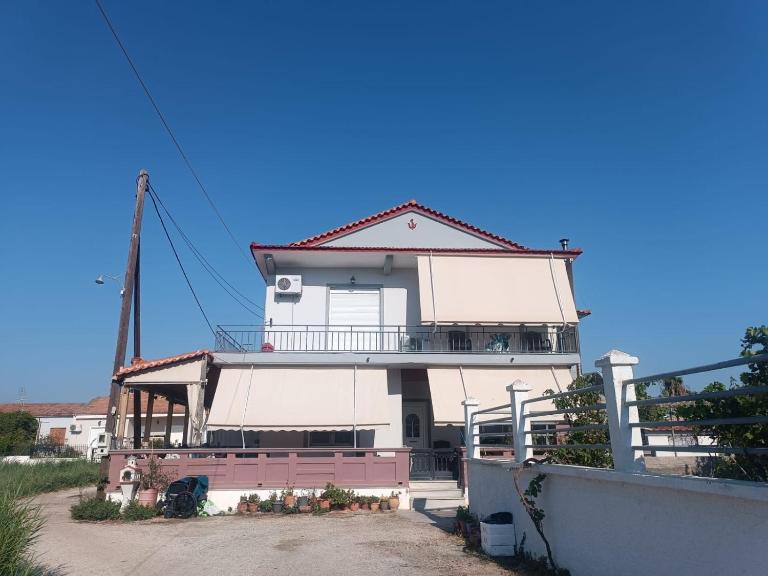 Eirini Sea House - B&B Skála Polichnítou
