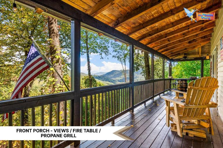 The Cabin Fairy's Castle/Magnificent View/K&Q Beds - B&B Maggie Valley