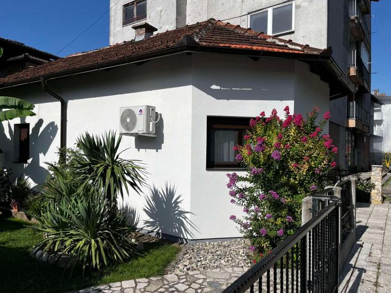 Apartman Orhideja - B&B Bihać