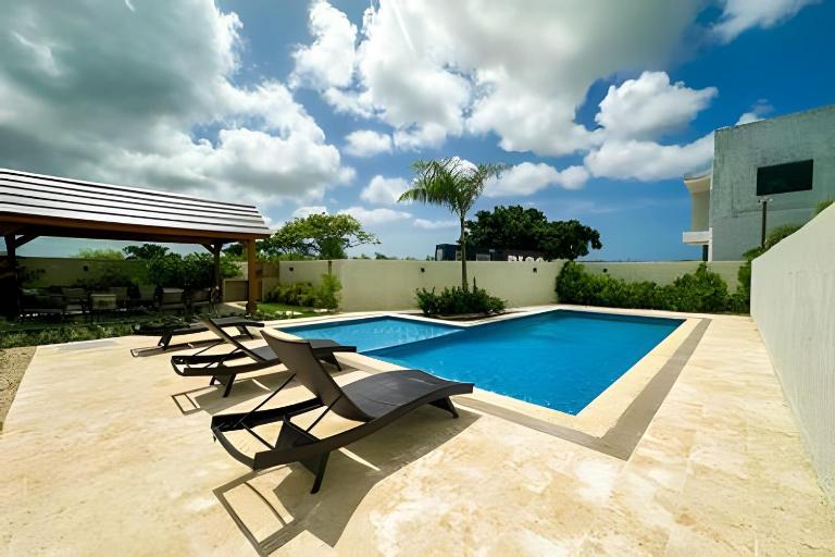 Villa familiar en Punta Cana! Piscina Climatizada - B&B Punta Cana