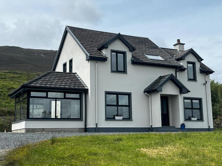 Aughera House, Teelin - B&B Carrick Lower Bridge
