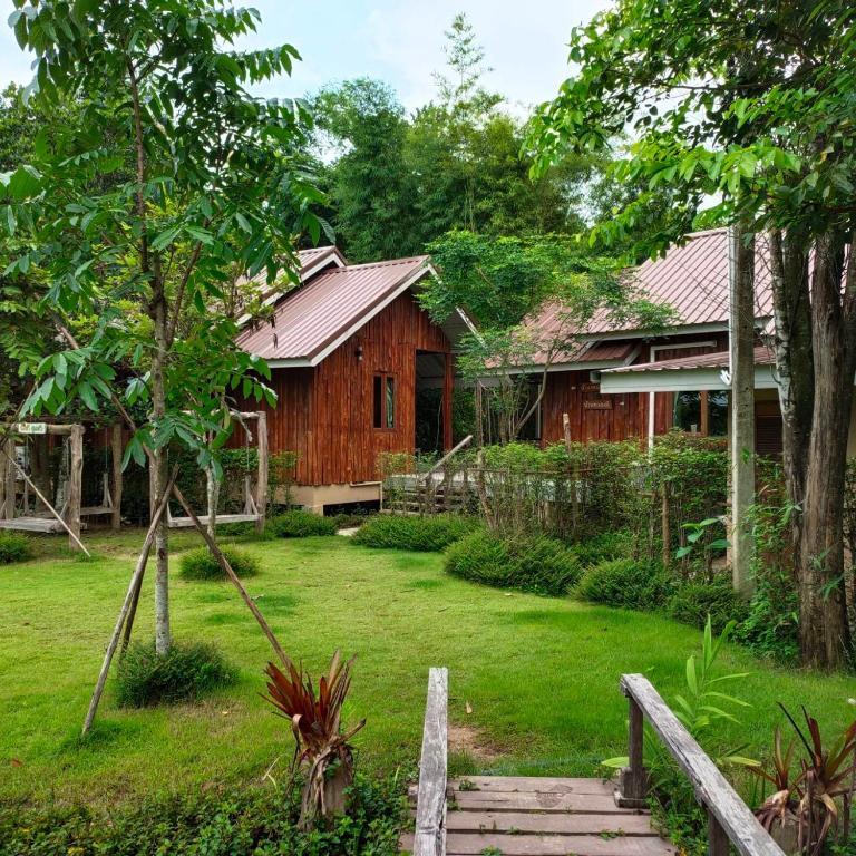Teak@Teak - B&B Ban Cha-om