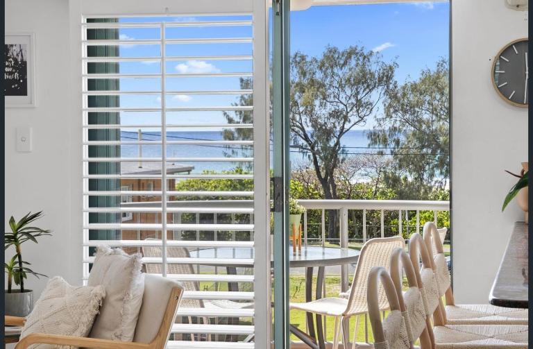 Ocean View dreaming, metres to the beach! - Ferienwohnung Gold Coast