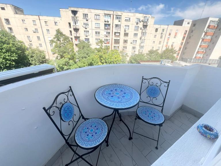 Central One Luxe - Bucharest - B&B Bucarest
