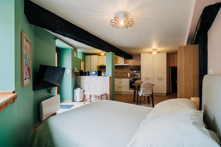 Suite Vieille Ville - Calme et Cosy - Parking gratuit - B&B Sélestat