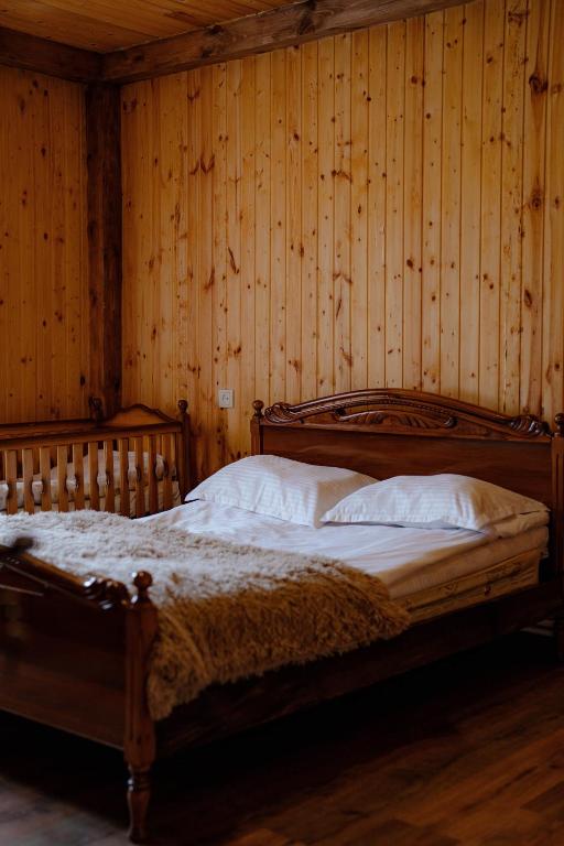 Ghazaryan's Home Guesthouse Lori - B&B Debet
