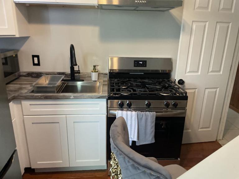 Charming 1-bdrm Apt close to all - Chambres d'hôtes Hamburg