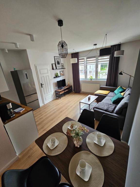 Luksus w centrum miasta-6 osobowy apartament w kamienicy - Chambres d'hôtes Gorzów Wielkopolski