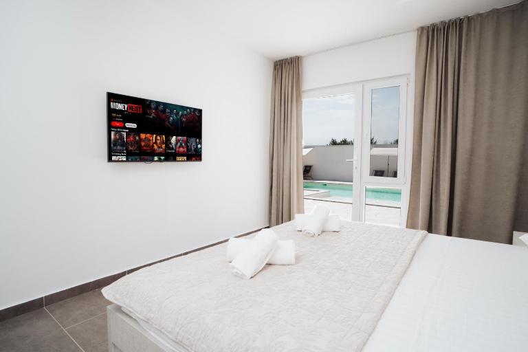 Villa Apartments Blanco - Near Airport Banja Luka - Chambres d'hôtes Laktasi