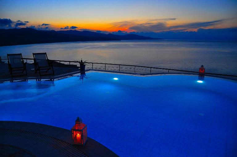 Pyrgos Zante Suites - B&B Alikanas
