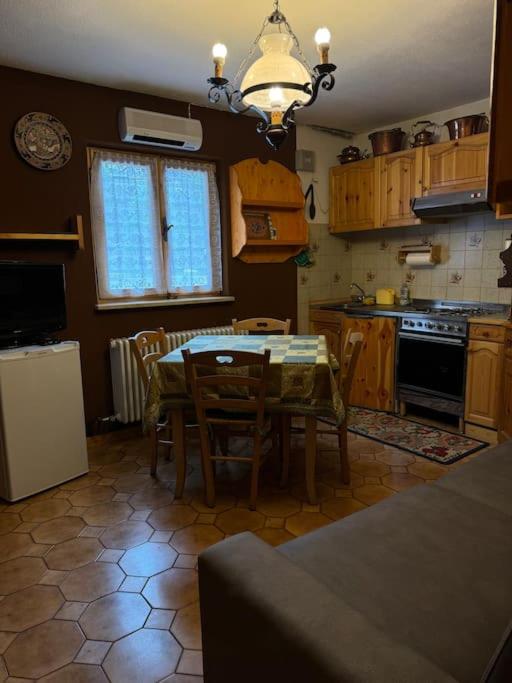 Rustico Monolocale ai piedi della montagna - Ferienwohnung Prali