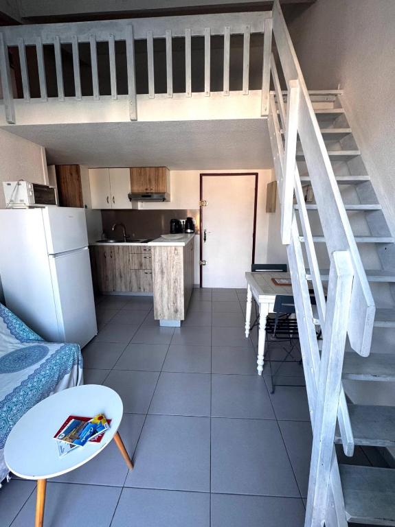 Appartement 1 chambre et 1 mezzanine à 200 m de la plage - Bed and Breakfast Argeles