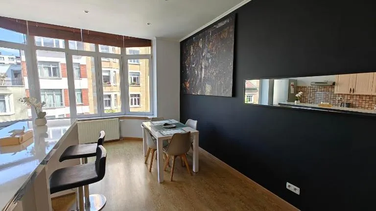 Suite Diamant - Chic & Lumineux - Bed and Breakfast Brussel