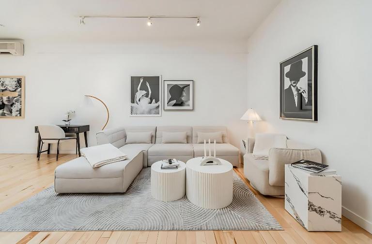 La Galerie Privée Luxe & Impeccable Stay - B&B Montreal