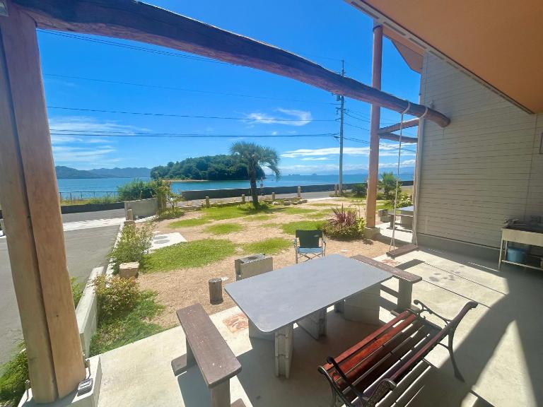 East Villa Shimanami Mukaishima seafront - B&B Onomichi