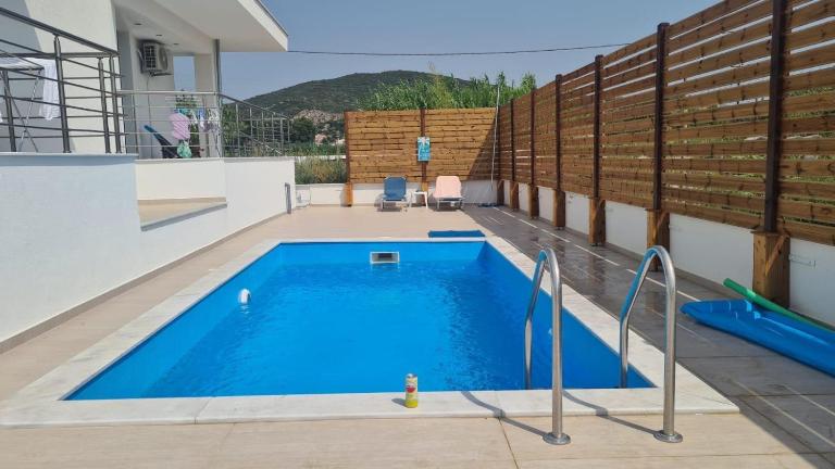 SeaView Peramos 2 - Bed and Breakfast Néa Péramos