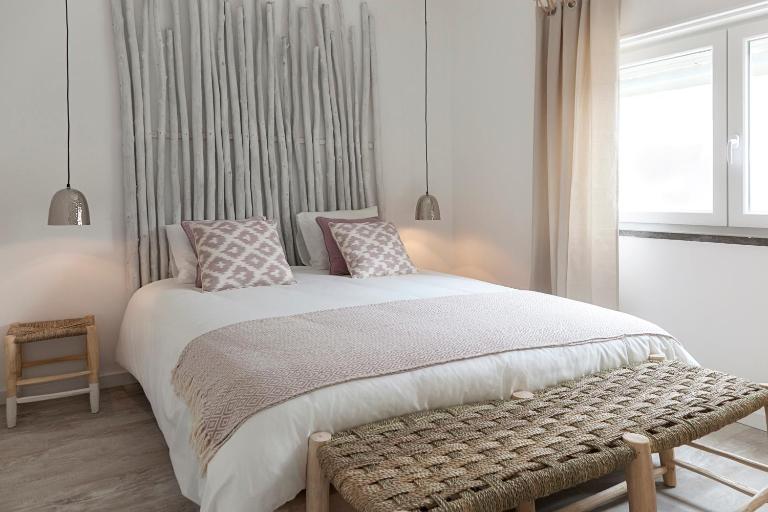 Mare Cheia (High Tide) Beach and Surf Apartments - B&B Peniche