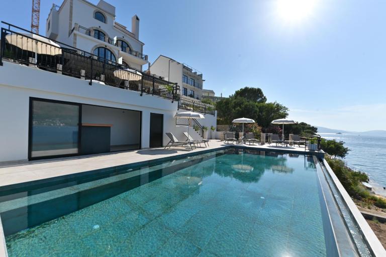 Vila VitaMaris - Ferienwohnung Okrug Donji