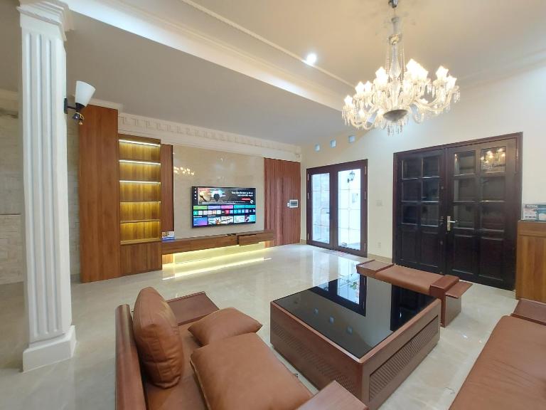 BiNa Villa 3Br - City center - 3 minutes to the beach - B&B Da Nang