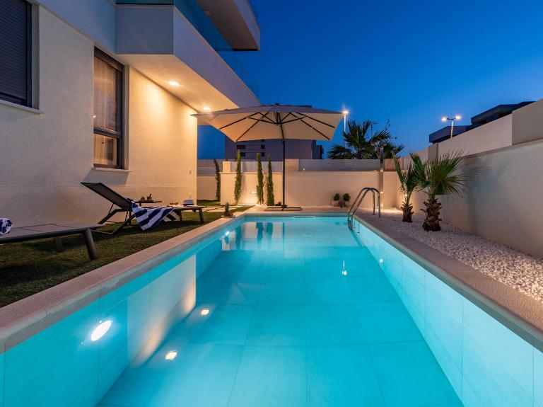 LL Residence Luxury Suite with Private Pool Zadar Borik - Chambres d'hôtes Zadar