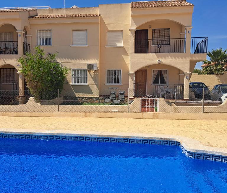 'Mi Lugar Feliz' ground floor apartment - B&B Villamartin