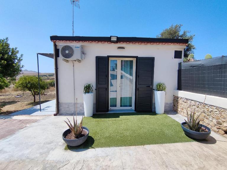 Punta Bianca 2 - B&B Zingarello