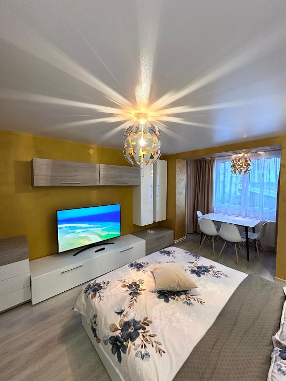 Gold Vibe Apartment - Bed and Breakfast Topliţa