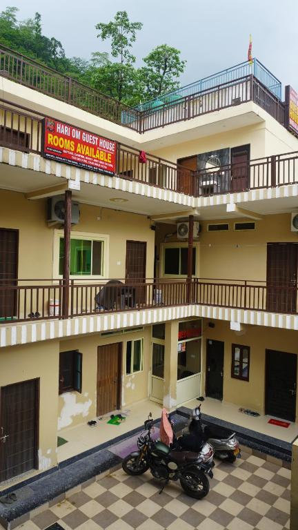 Hari Om Guest House - Bed and Breakfast Narendranagar