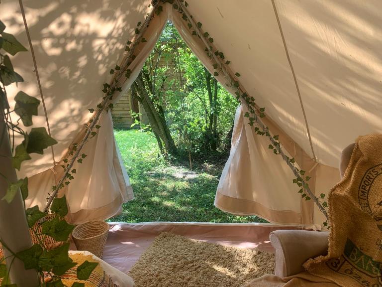 Plum Tree Glamping near Brighton - B&B Saltdean