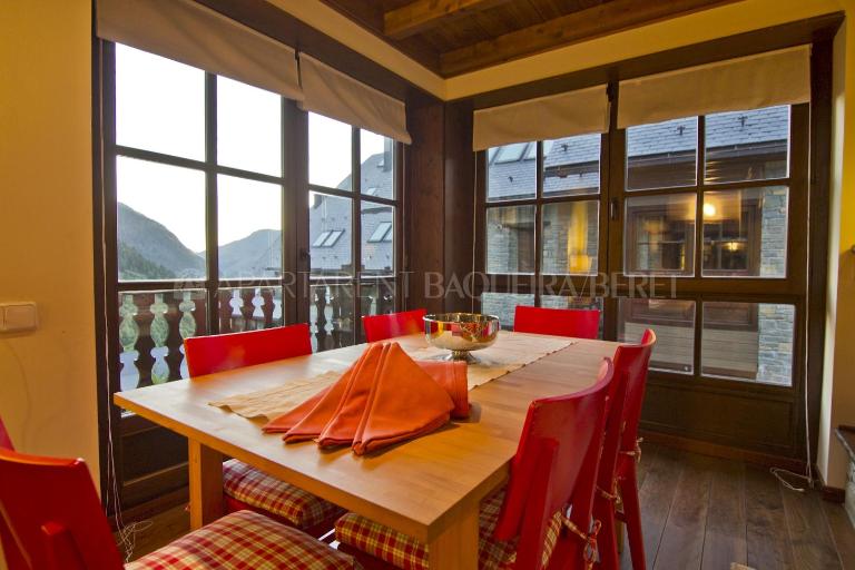Apartarent 1500 - Apartamento Acebo - Bed and Breakfast Baqueira-Beret
