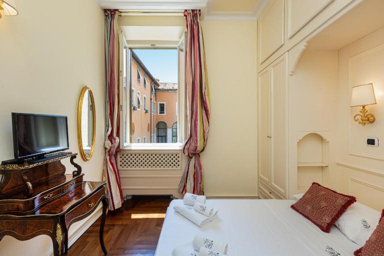 Baccina Apartment by Rental in Rome - Ferienwohnung Rom