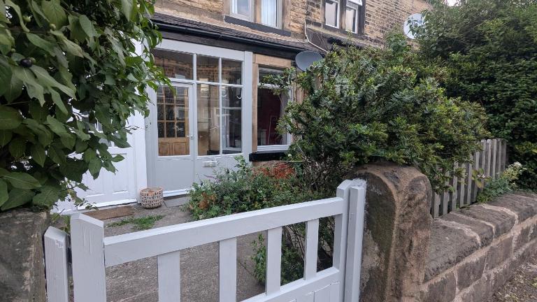 Harrogate Central Victorian through terrace 2brd - B&B Harrogate