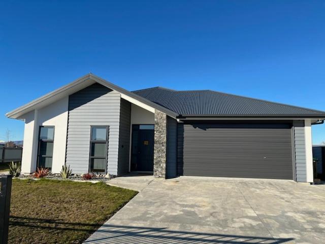 Jack Adamson Retreat - Ferienwohnung Twizel
