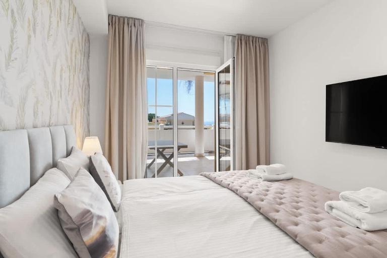 Domillion 2bdr 2bath apt Lomas33 Cabopino Golf - Ferienwohnung Marbella