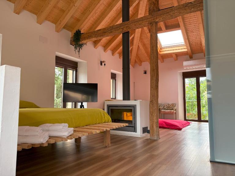 Casa de Piedra junto a la Concatedral - B&B Soria