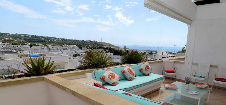 Relax a Leuca - Terrazza con Vista Mare Panoramica - Casa Michele - B&B Leuca