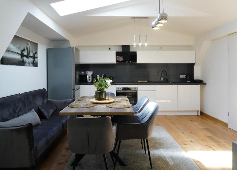 Modern Holiday Apartment in Anklam - Next to City Center - B&B Anklam