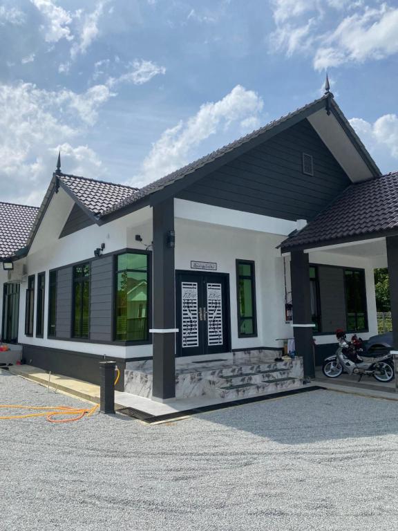 Permai Homestay - B&B Kampung Buruk