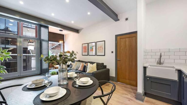 Free Parking, Liverpool City Escape, Sleeps 6 - Chambres d'hôtes Liverpool