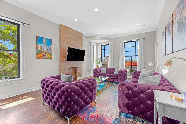 Modern, Spacious 3br Apt Minutes To Downtown! - B&B Chicago