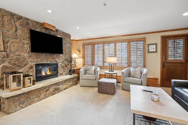 Lodge Tower 277 Two Bedroom Residence - Bed and Breakfast Vail