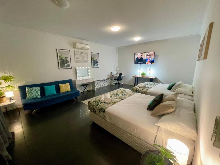Private unit in Whitehaven Crescent - Chambres d'hôtes Cannonvale