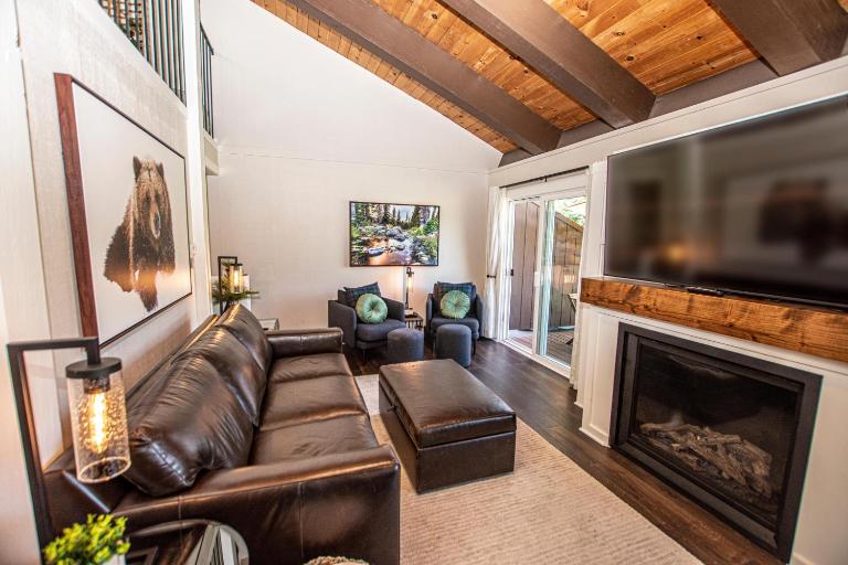 St Francis #53 By Hauserman Rentals - B&B Tahoe City