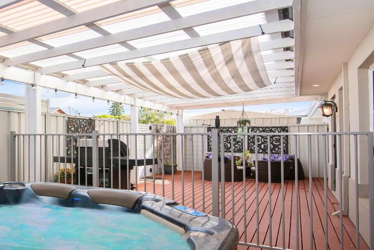 Lazy Daze Beach House - Chambres d'hôtes Quindalup