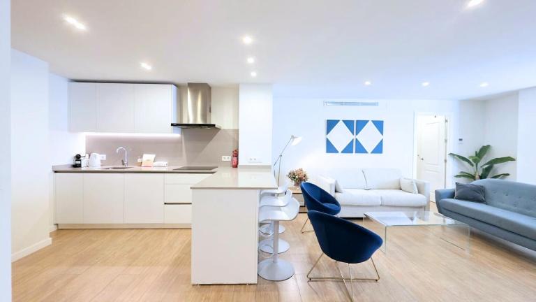 Apartamento LP RENTAL HOME MAGDALENA - Bed and Breakfast Sevilla