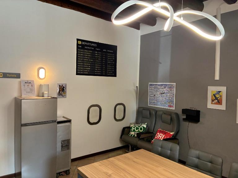 Airlodge Montagnana inspired by Aviation Style - B&B Montagnana