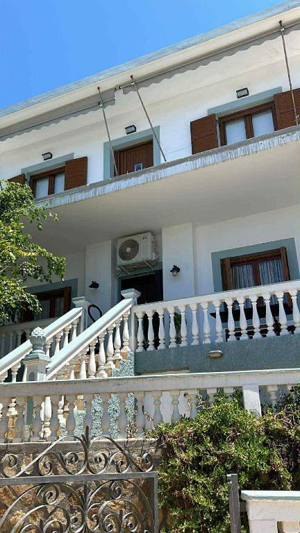 Maria's Village House - B&B Leipsoí