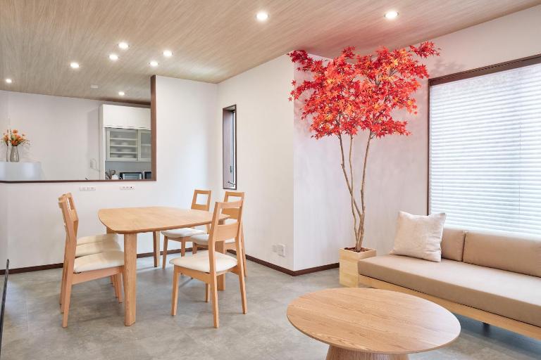 SAKURA Haus - B&B Ōmiyachō
